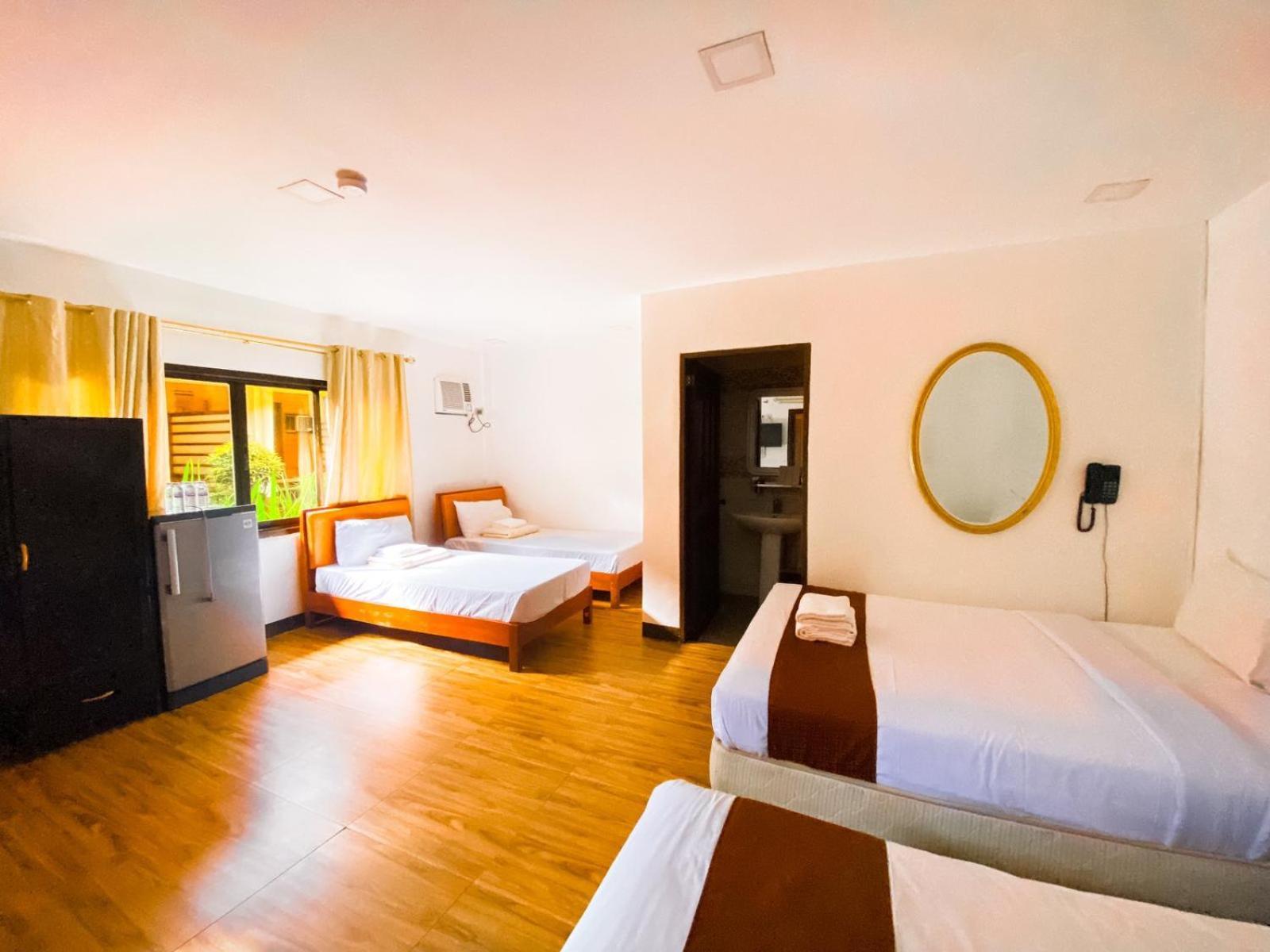 Hortz Hotels And Resorts Tagaytay City Exterior foto